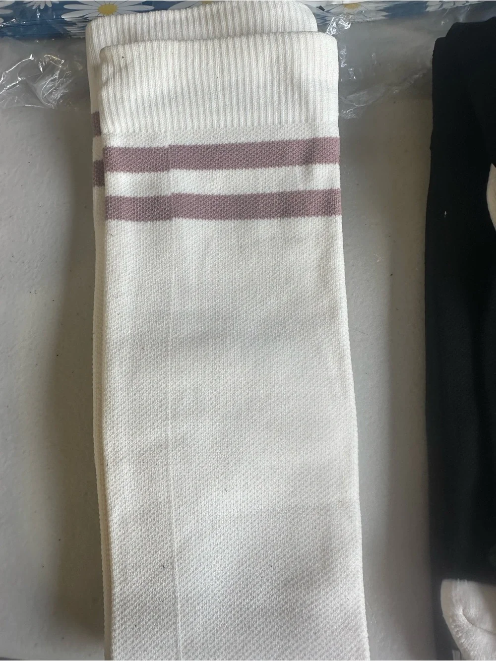Quince comfortable white